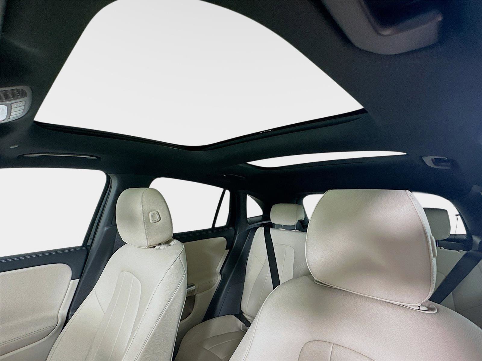 Certified 2026 Mercedes-Benz GLA 250 4MATIC image 27