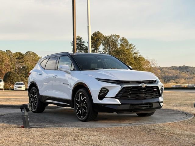 Used 2024 Chevrolet Blazer RS w/ Driver Confidence II Package image 1
