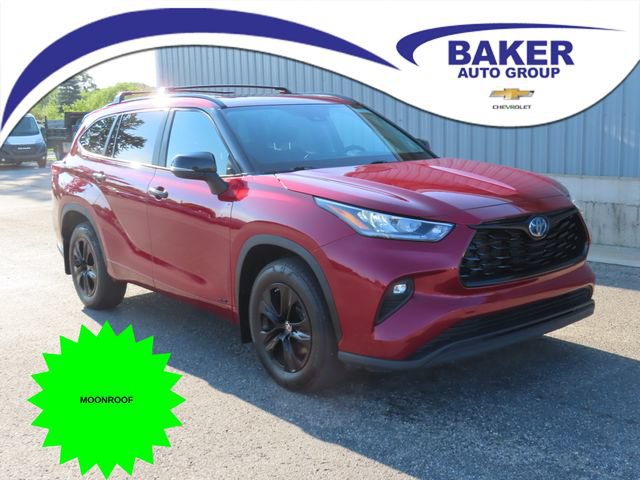 Used 2024 Toyota Highlander LE
