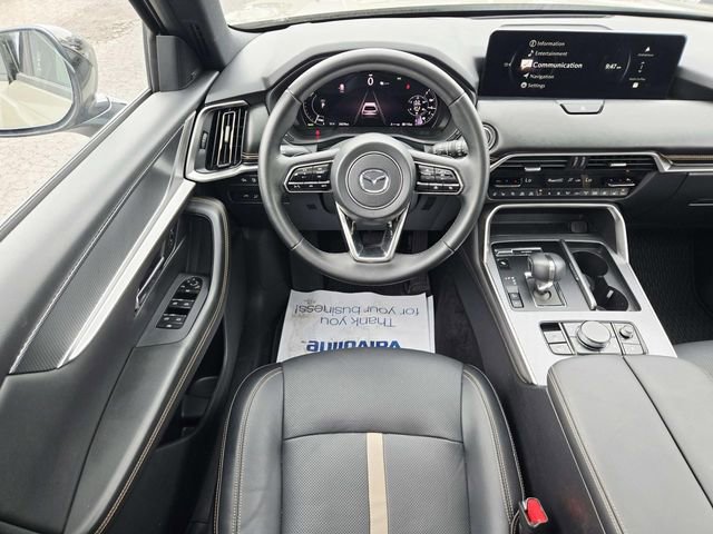 Certified 2025 MAZDA CX-70 Plug-In Hybrid w/ Premium Plus AWD/4WD image 8