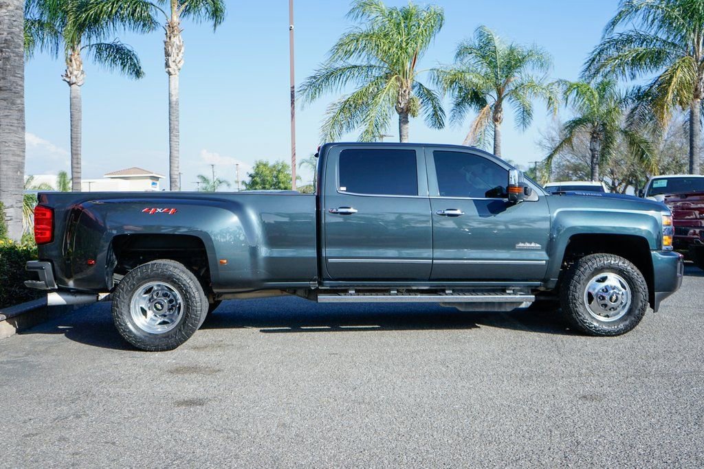 Used 2018 Chevrolet Silverado 3500 High Country w/ Duramax Plus Package image 11
