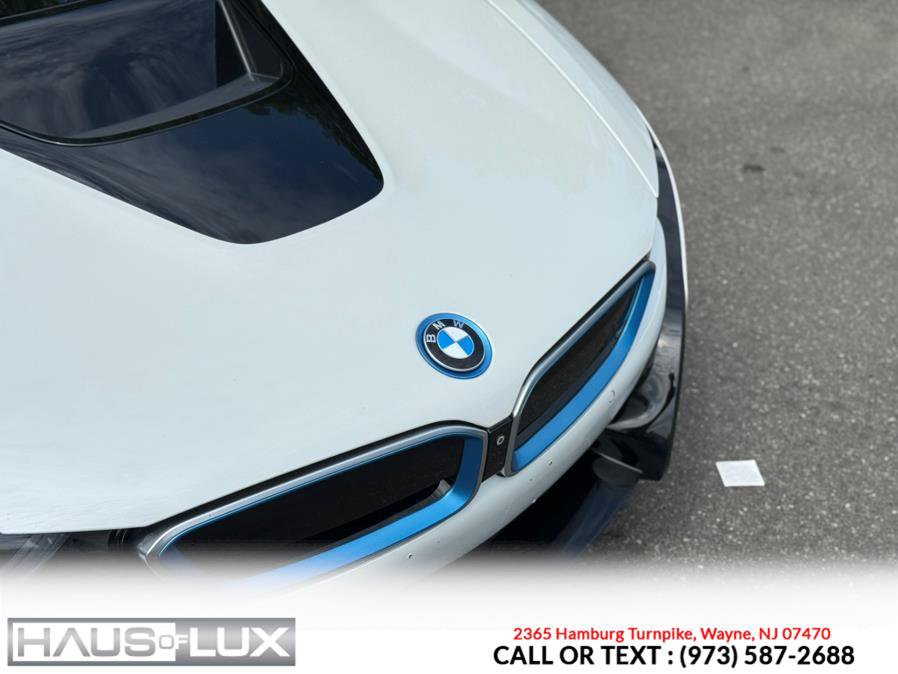 Used 2015 BMW i8 2dr Cpe image 10