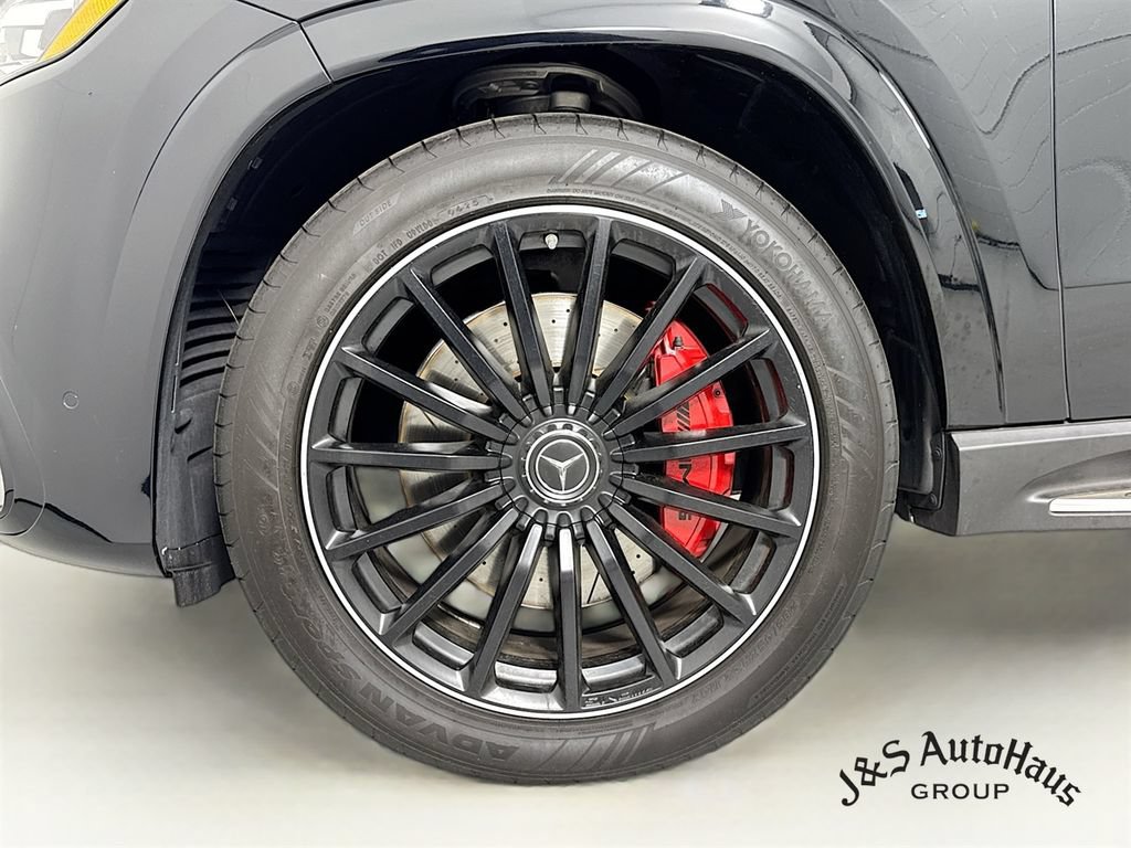 Used 2024 Mercedes-Benz GLS 63 AMG 4MATIC image 40