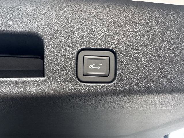 New 2026 GMC Acadia Elevation w/ Elevation Premium Package image 7