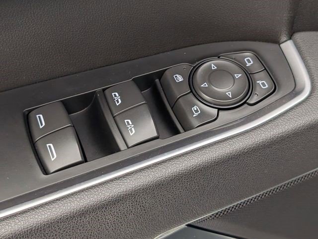 Certified 2025 GMC Sierra 1500 SLT image 12
