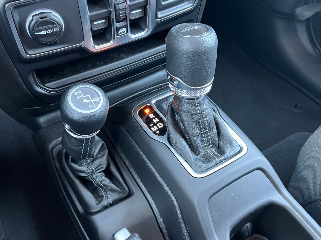 New 2026 Jeep Gladiator Sport AWD/4WD image 27