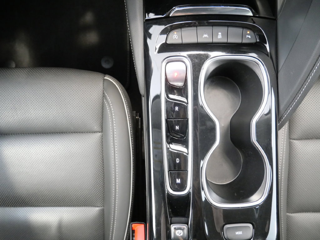 Used 2023 Buick Envision Essence FWD image 32