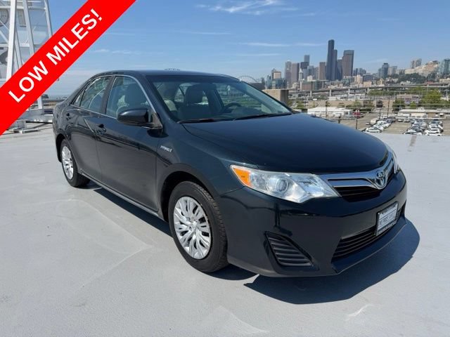 Used 2013 Toyota Camry LE FWD image 1