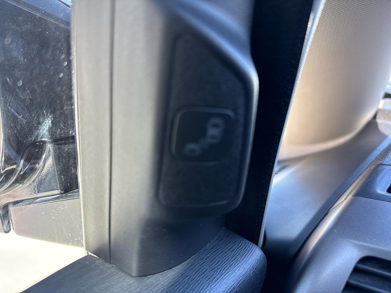 Used 2015 Honda Odyssey Touring Elite image 27