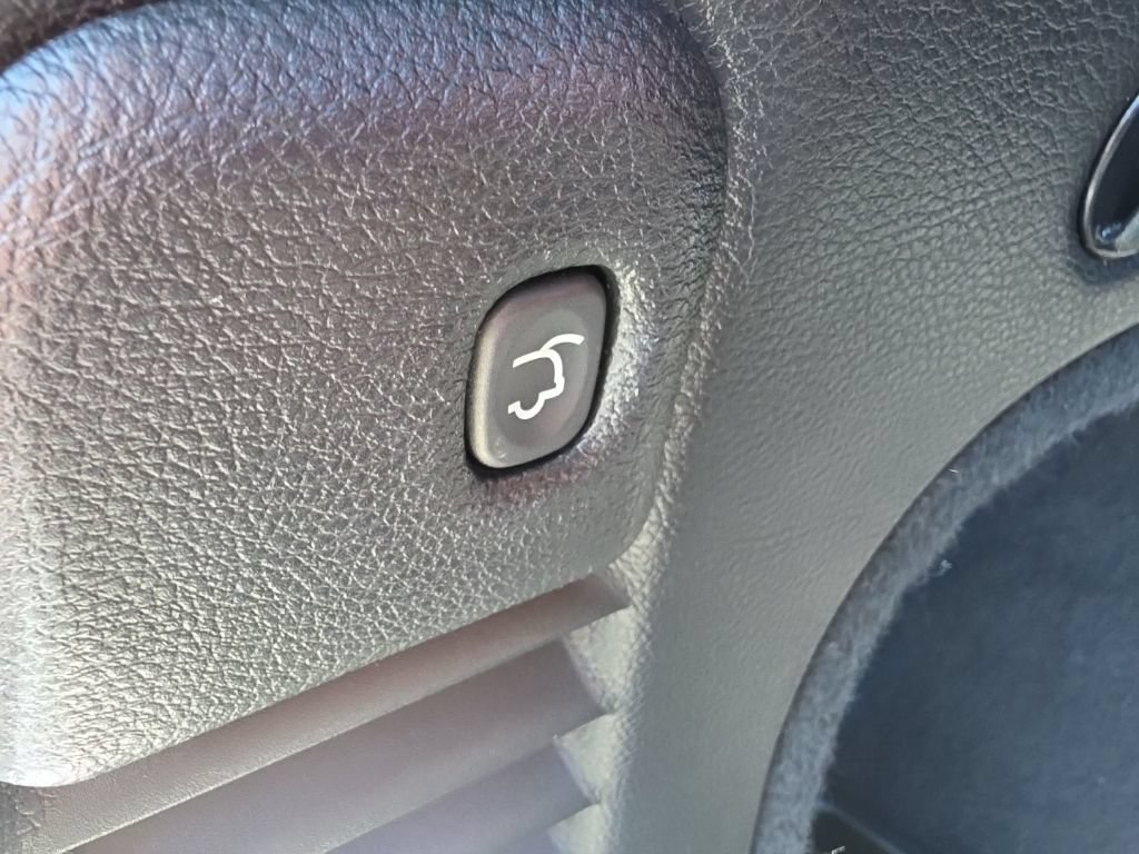 Used 2018 Jeep Grand Cherokee Summit AWD/4WD image 11