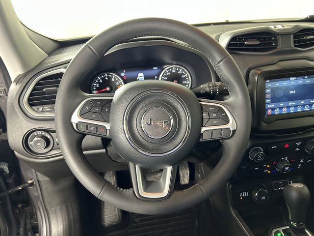 Used 2021 Jeep Renegade Latitude image 15