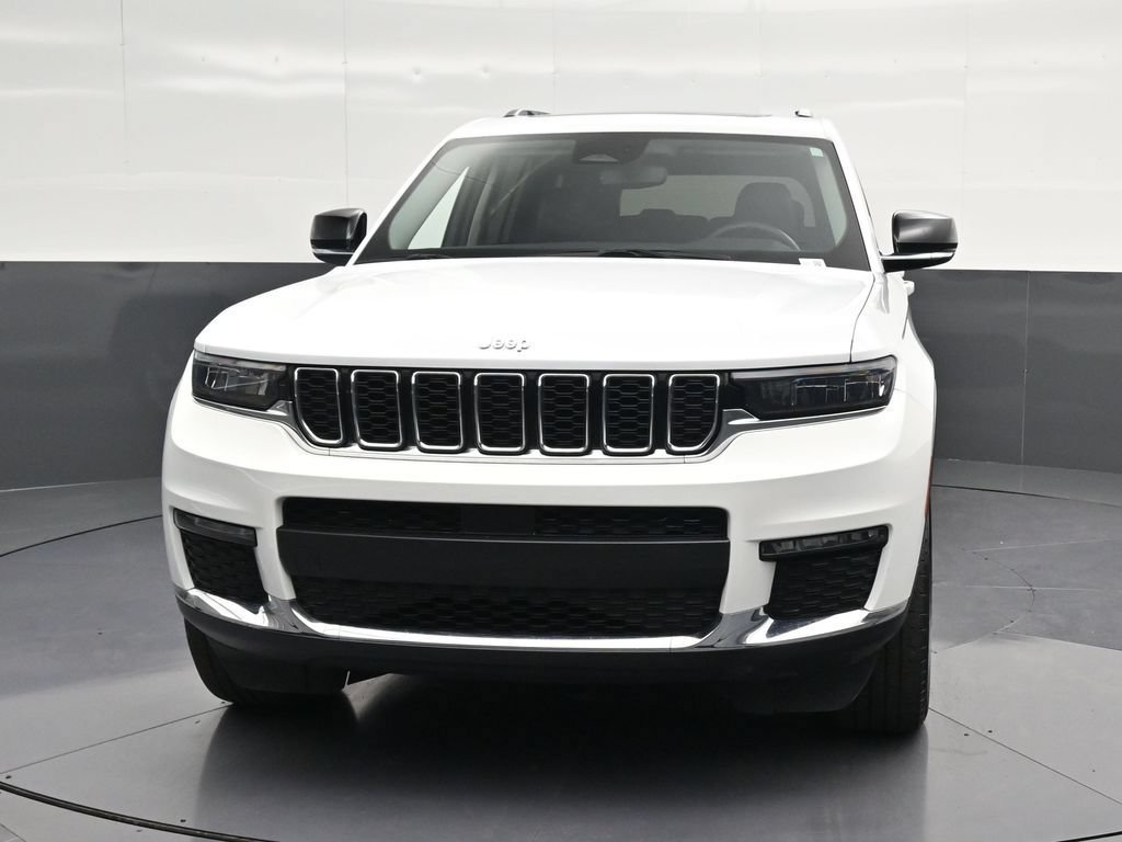 Used 2023 Jeep Grand Cherokee L Limited AWD/4WD image 6