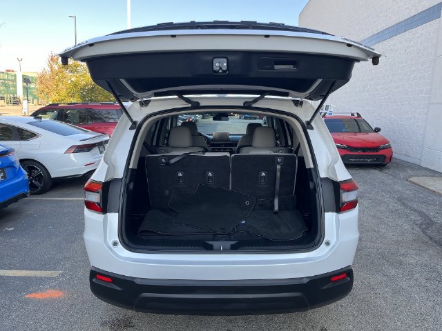 Used 2024 Honda Pilot LX image 28