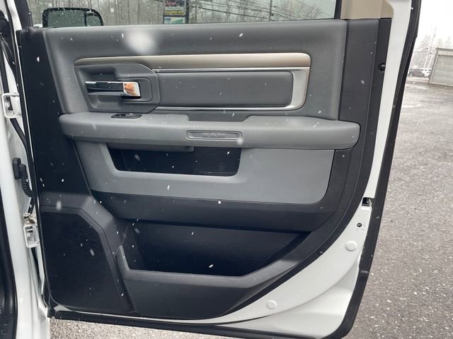 Used 2015 RAM 2500 SLT image 23