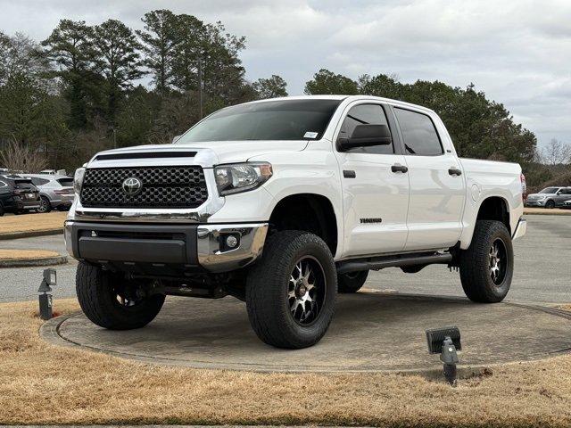 Used 2020 Toyota Tundra SR5 w/ SR5 Convenience Package image 3