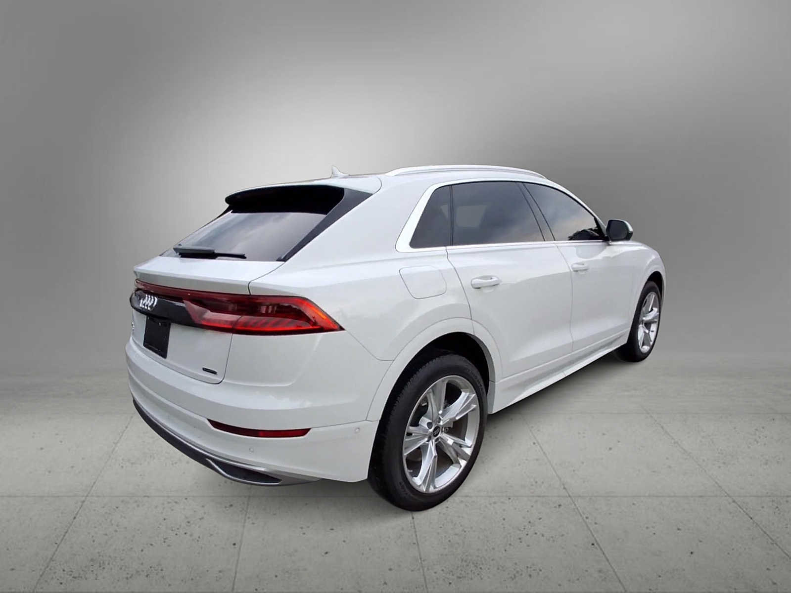 Used 2023 Audi Q8 Premium w/ Convenience Package AWD/4WD image 8