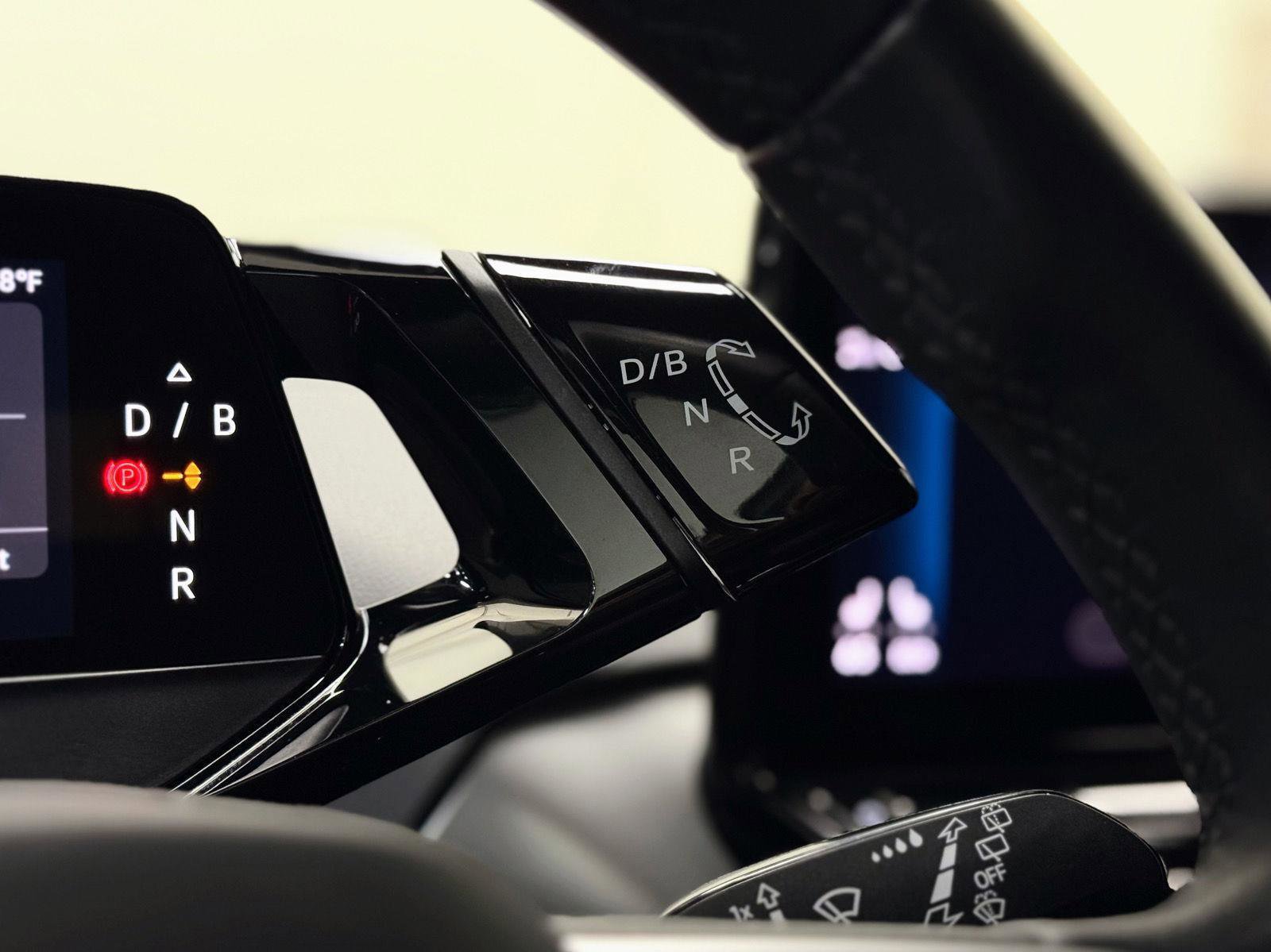 Used 2022 Volkswagen ID.4 Pro image 18