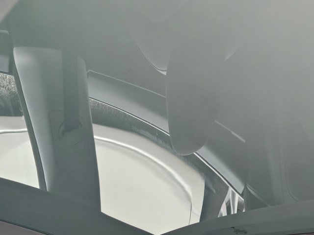 Used 2025 Tesla Model 3 Long Range RWD image 9