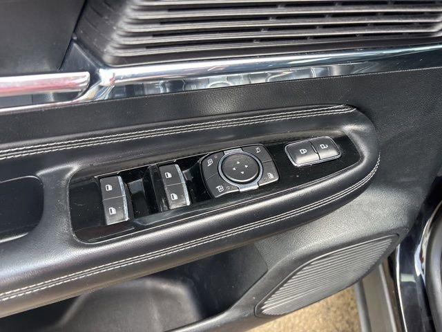 Used 2021 Lincoln Corsair AWD w/ Equipment Group 101A image 13