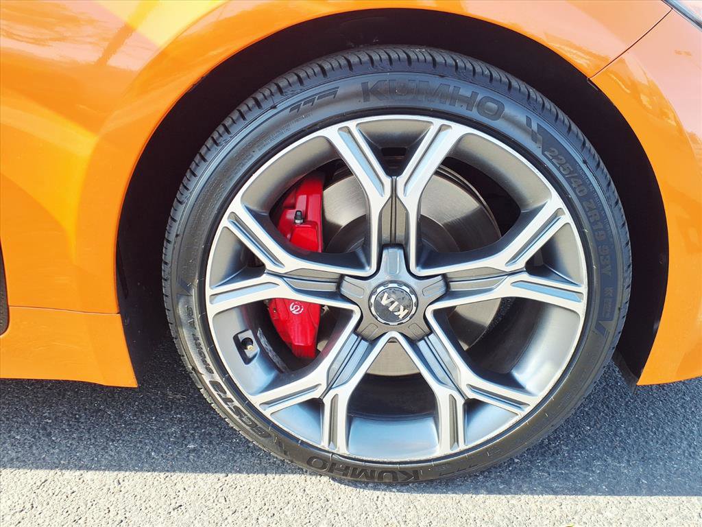 Used 2019 Kia Stinger GTS image 9