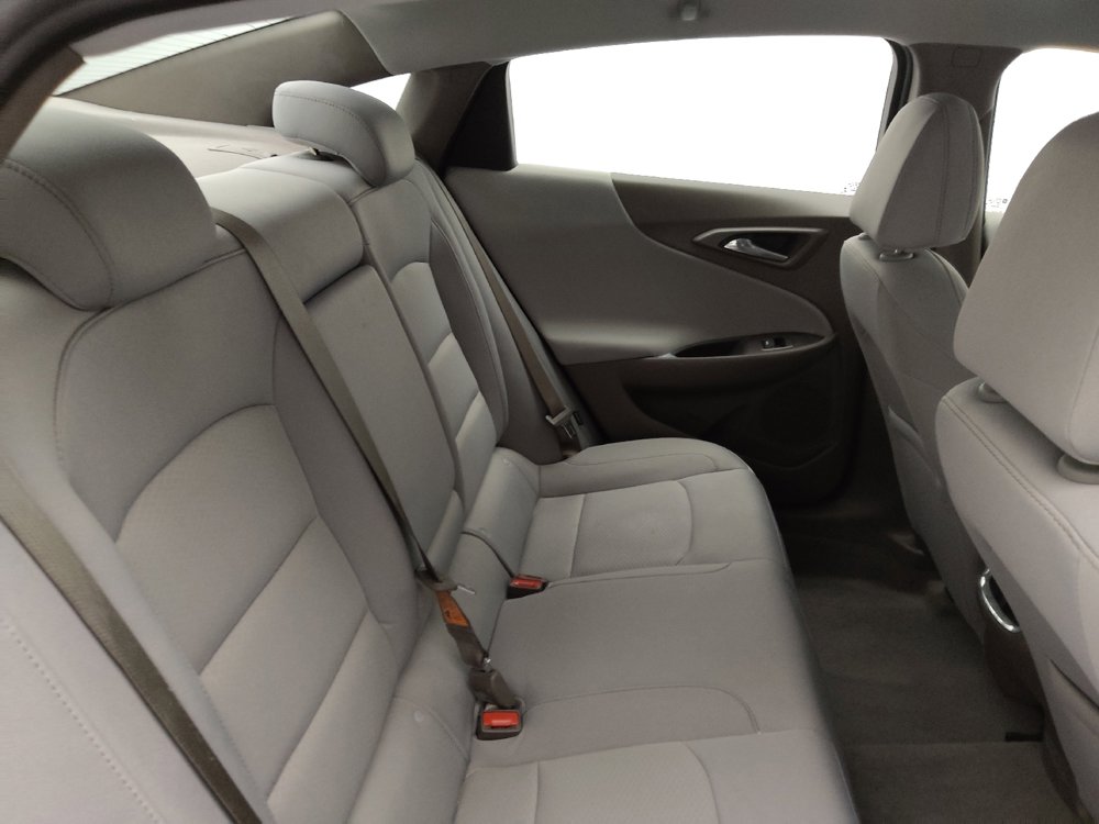 Used 2021 Chevrolet Malibu LT image 19
