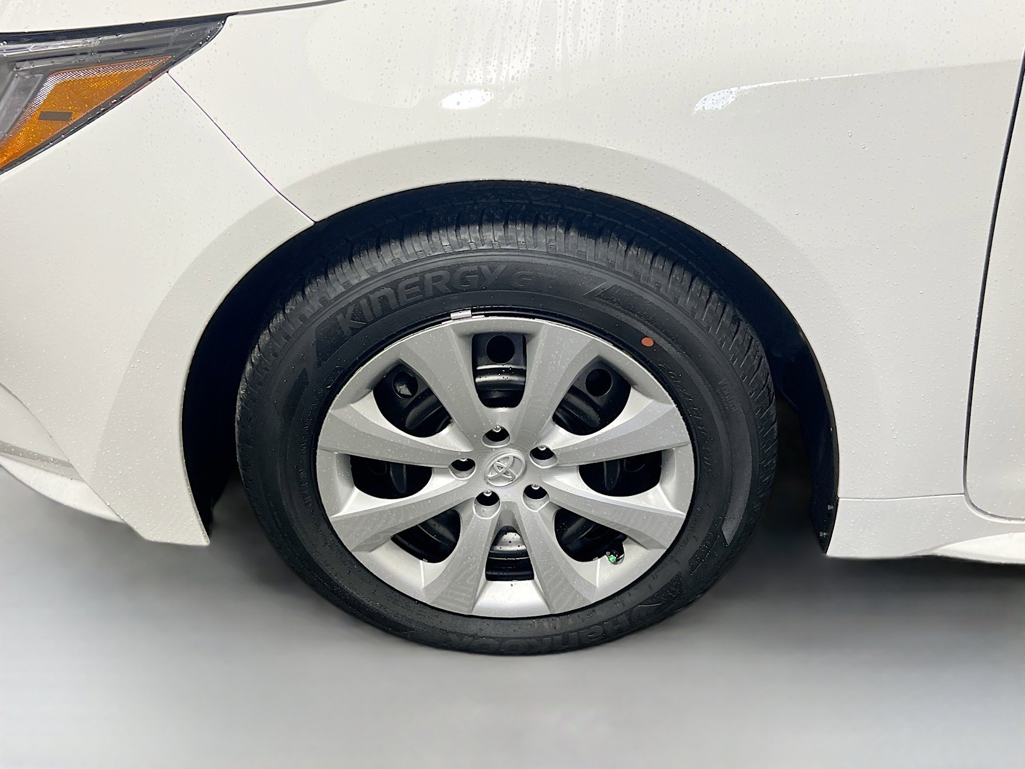 Used 2025 Toyota Corolla LE image 13