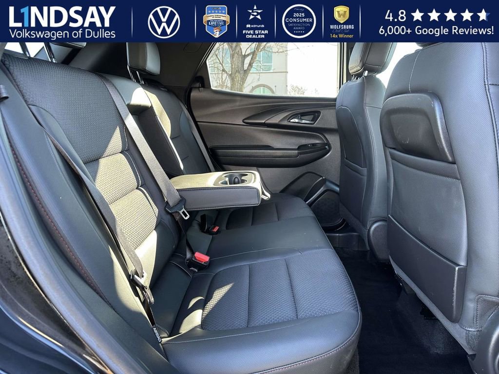 Used 2022 Chevrolet TrailBlazer RS w/ Technology Package image 12