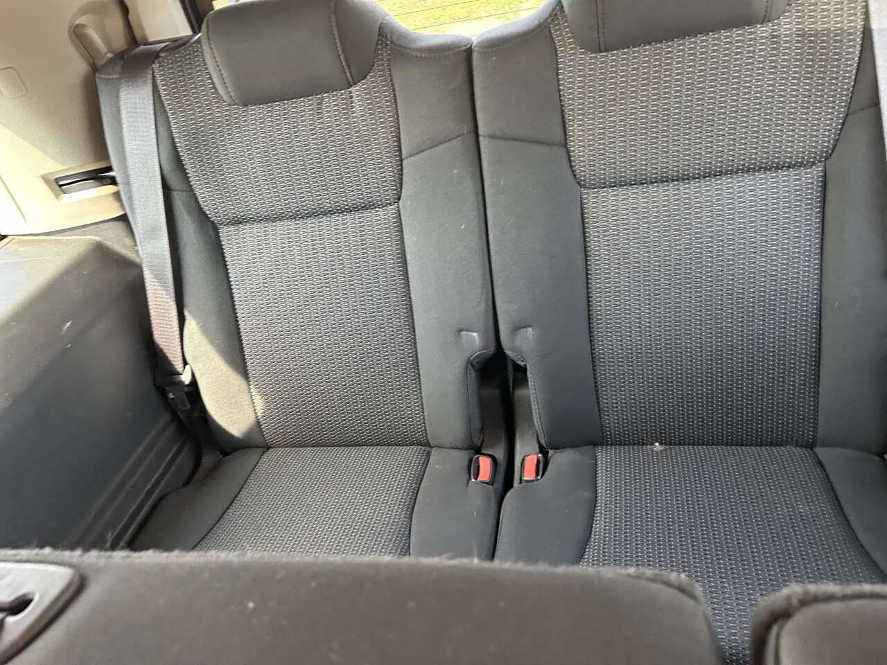 Used 2008 Jeep Commander Sport image 13