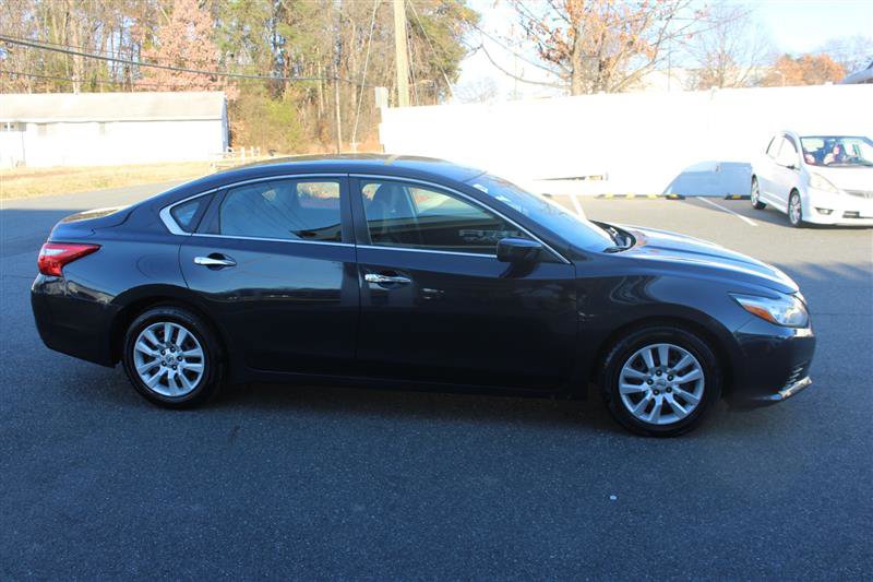 Used 2016 Nissan Altima 2.5 S w/ Power Driver Seat Package image 8