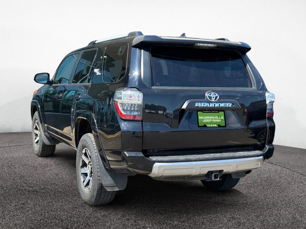 Used 2018 Toyota 4Runner TRD Off-Road Premium AWD/4WD image 3