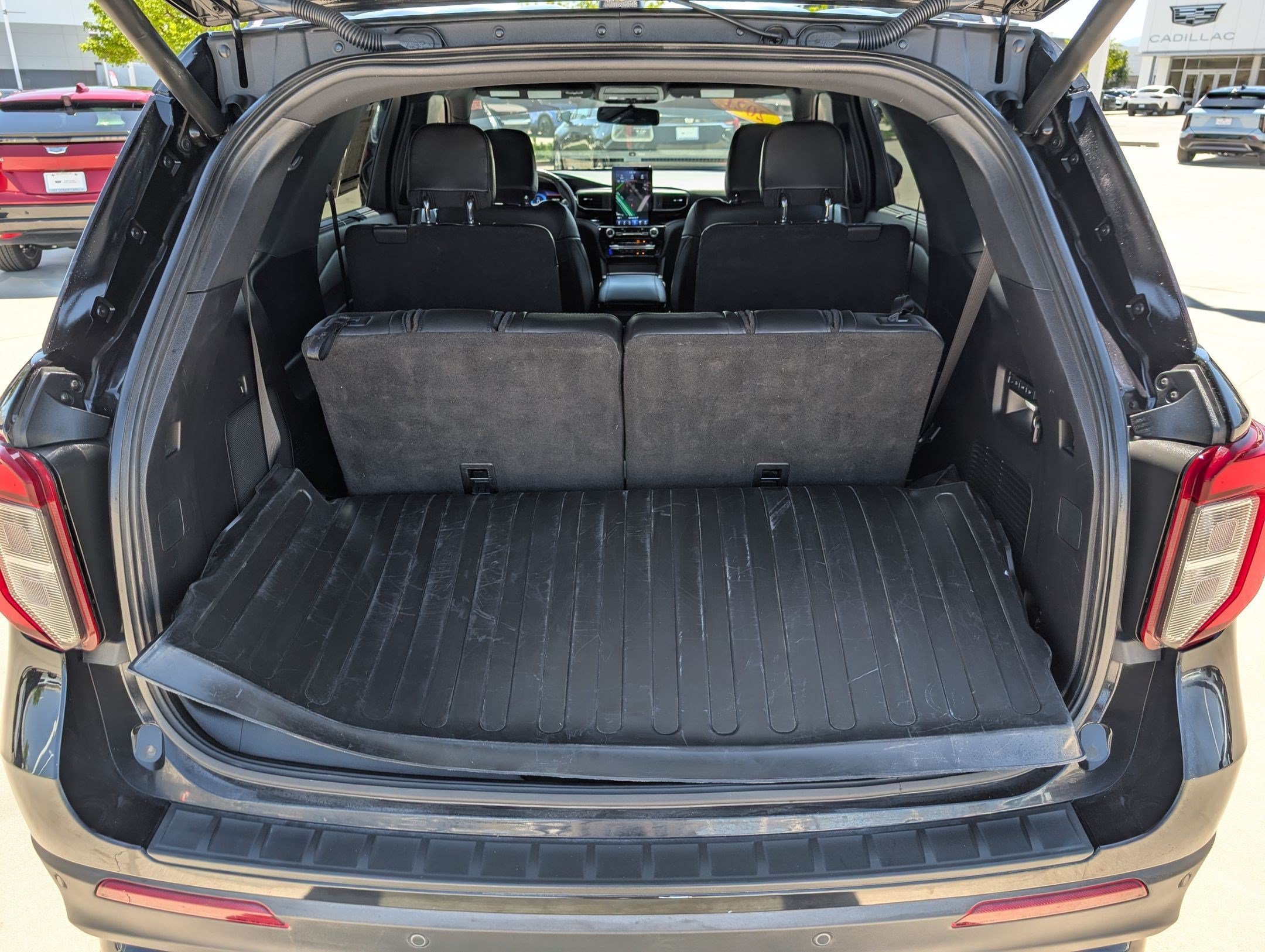 Used 2021 Ford Explorer ST w/ Equipment Group 401A AWD/4WD image 33