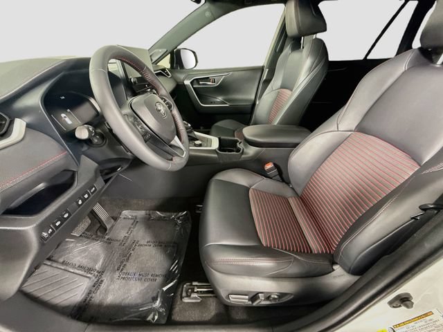 Certified 2025 Toyota RAV4 XSE w/ Weather Package AWD/4WD image 22