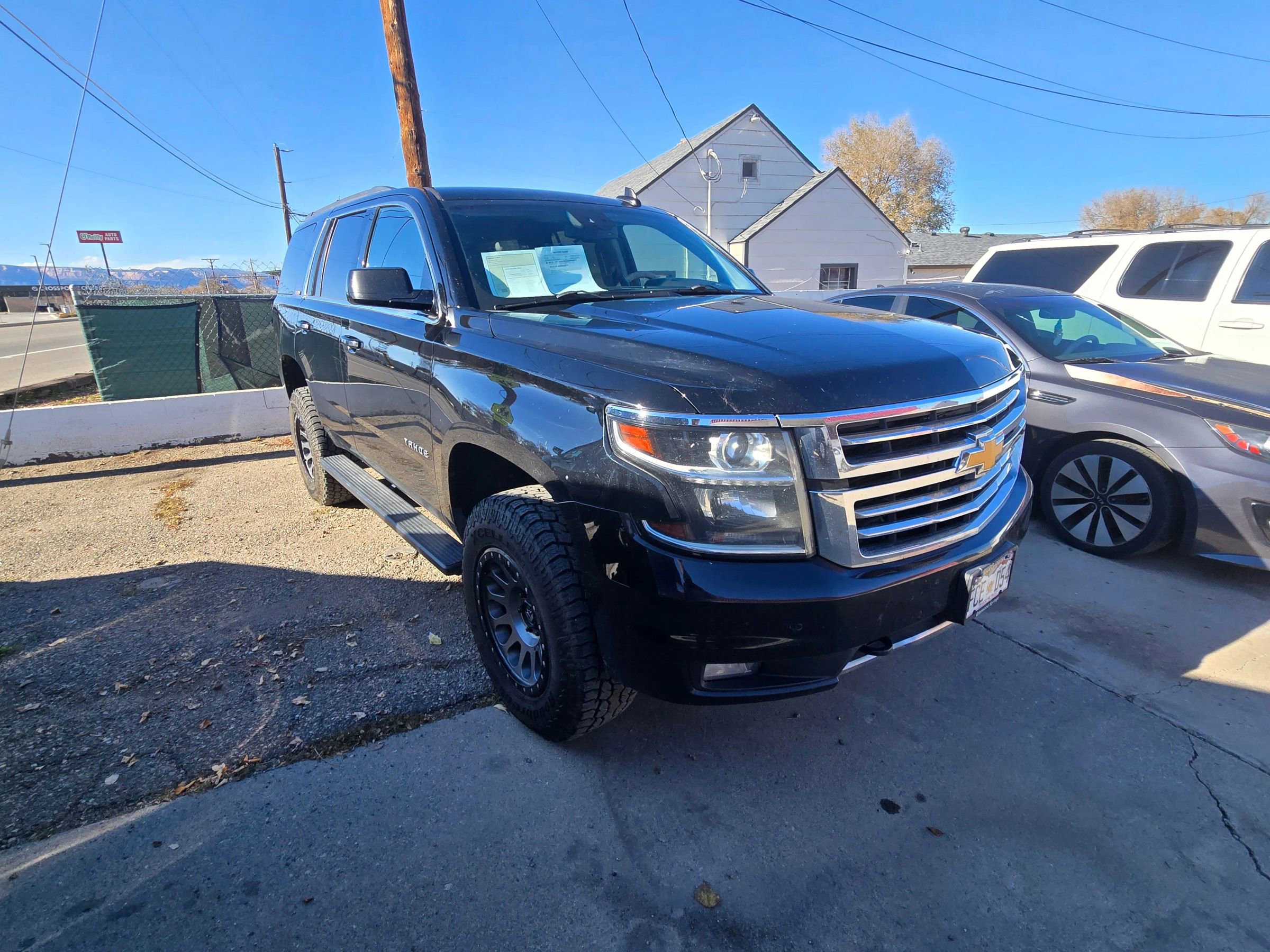 Used 2018 Chevrolet Tahoe LT w/ Luxury Package image 3