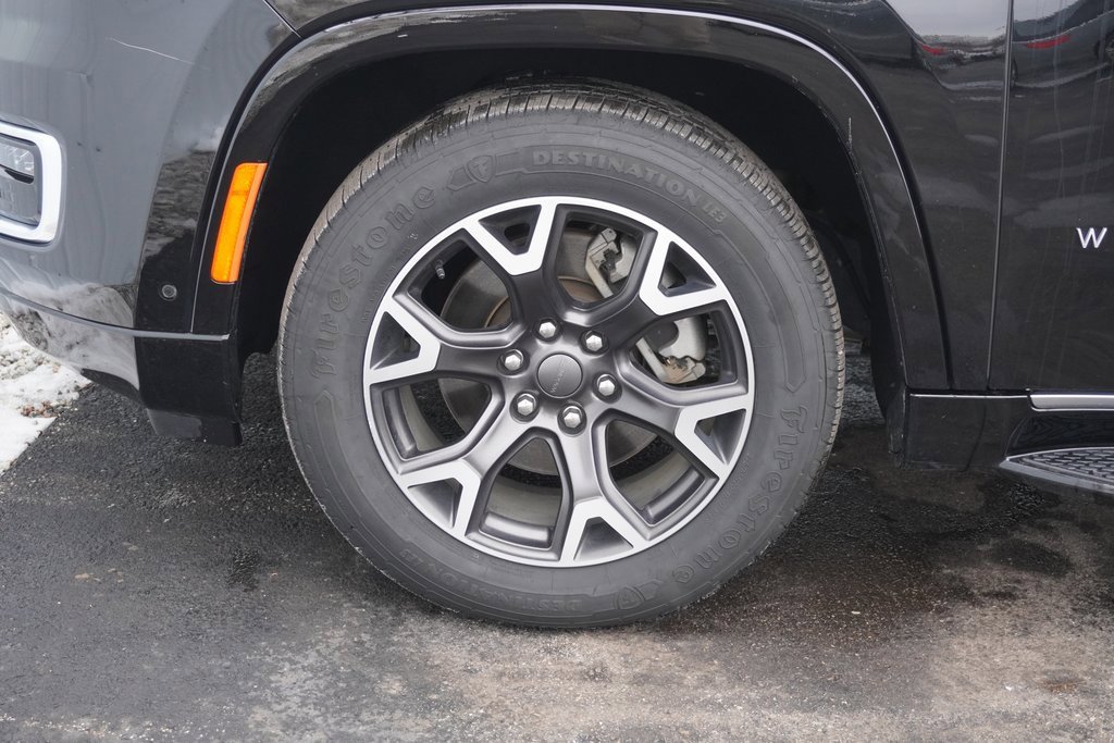 Used 2024 Jeep Wagoneer Series III image 6