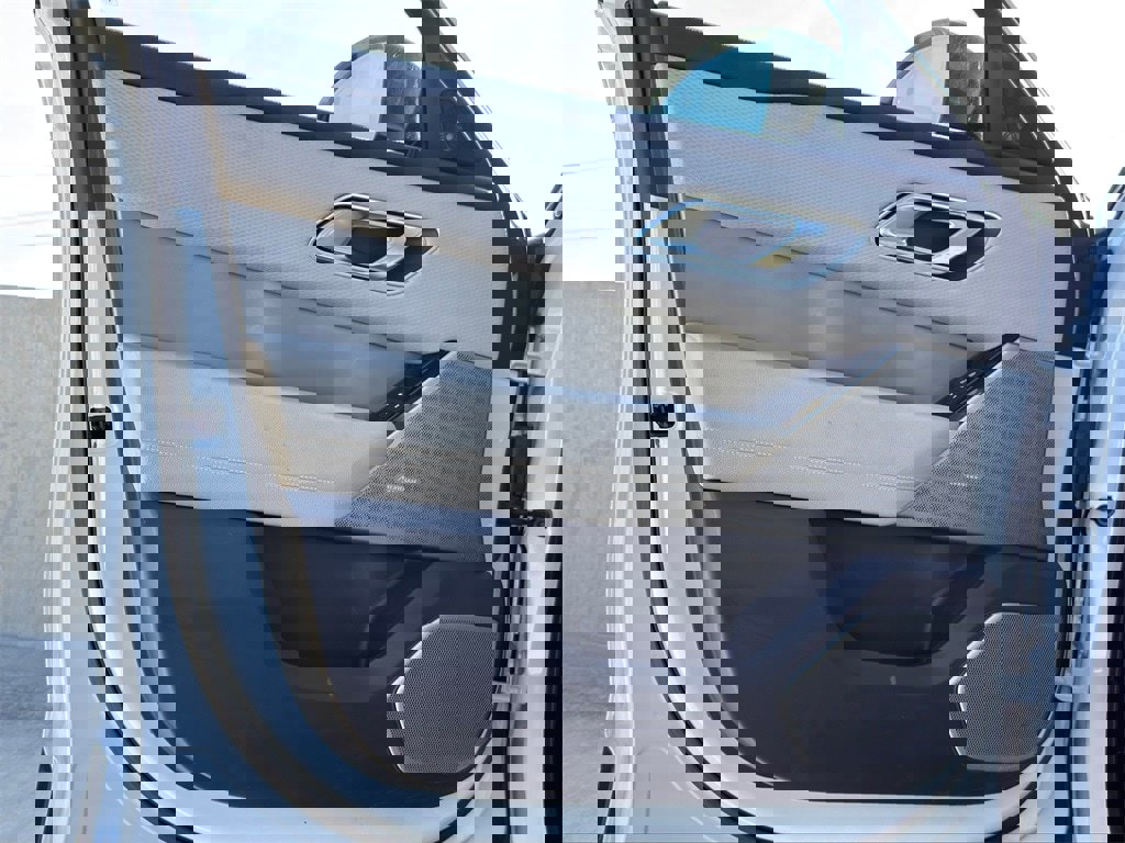 Used 2021 Land Rover Range Rover Velar S image 14