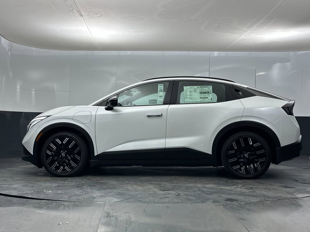 New 2026 Nissan Leaf Platinum+ w/ Cargo Package (Platinum+) image 6