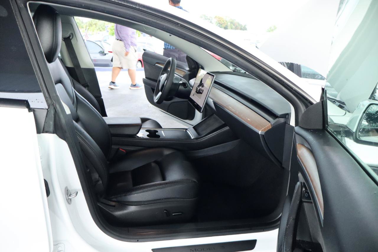 Used 2023 Tesla Model 3 Standard Range RWD image 29
