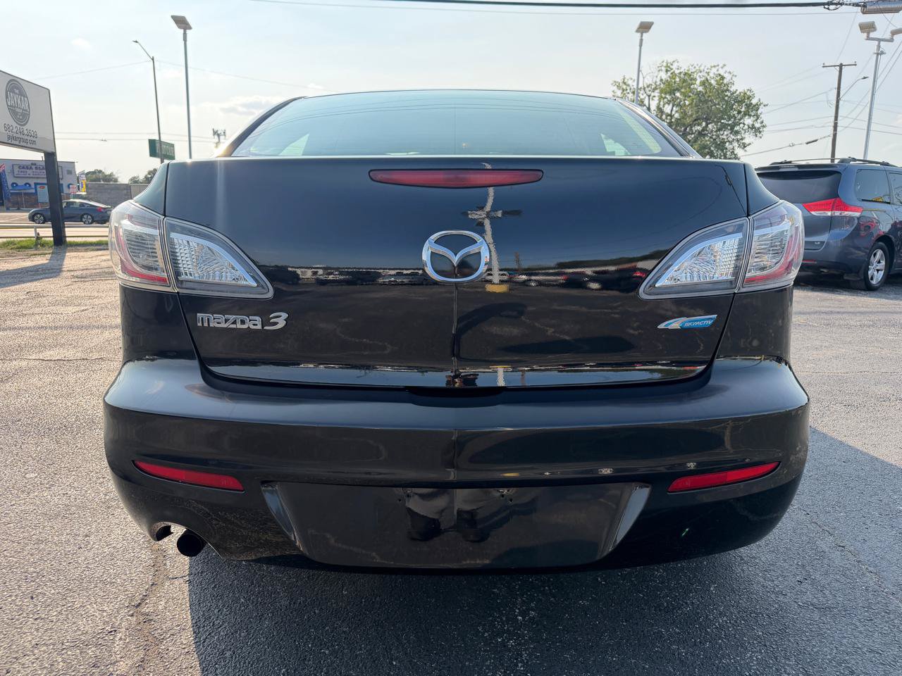 Used 2013 MAZDA MAZDA3 i Sport FWD image 6