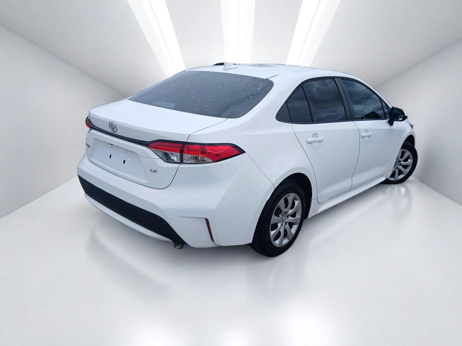 Used 2020 Toyota Corolla LE FWD image 12