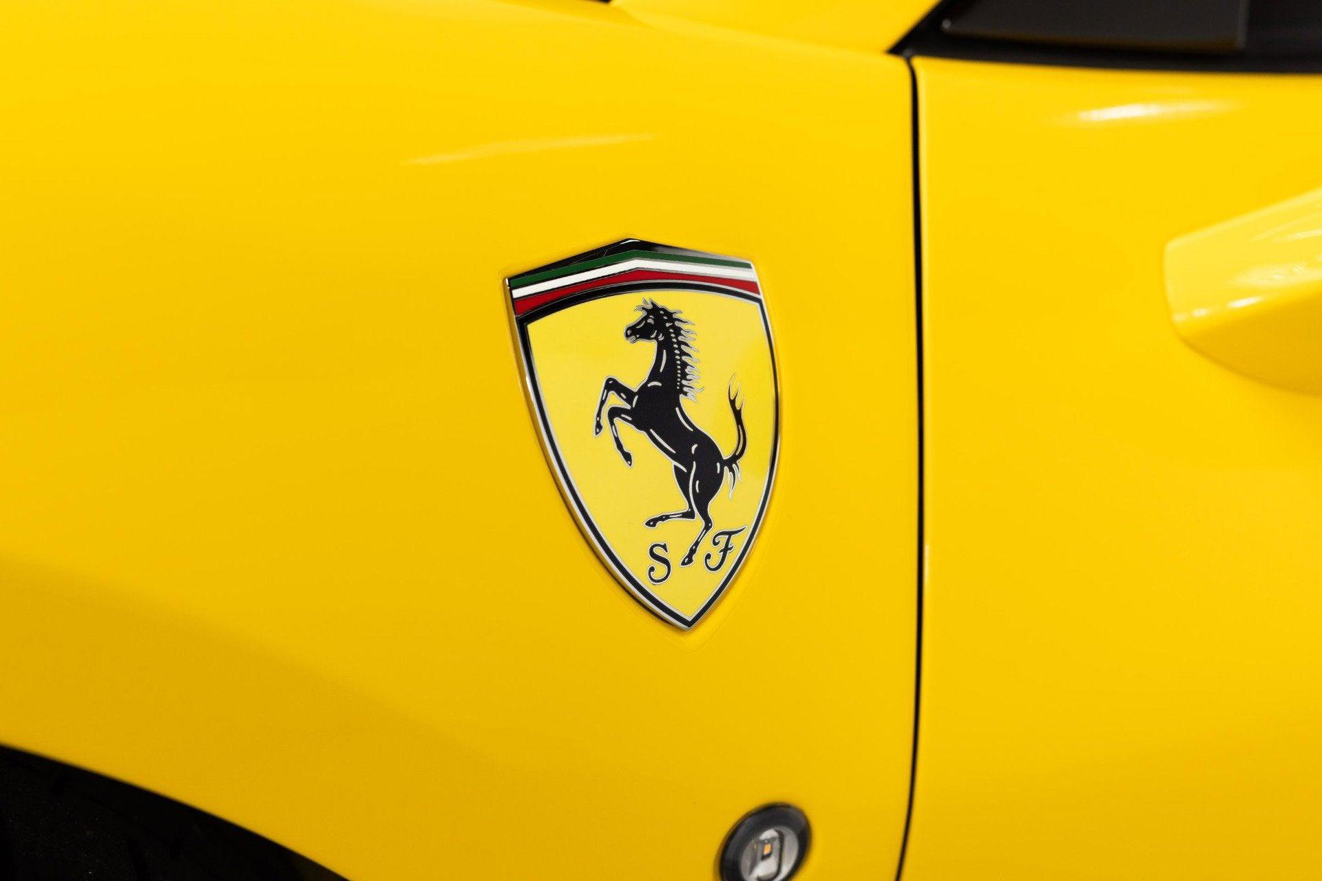 Certified 2021 Ferrari F8 Tributo RWD image 37