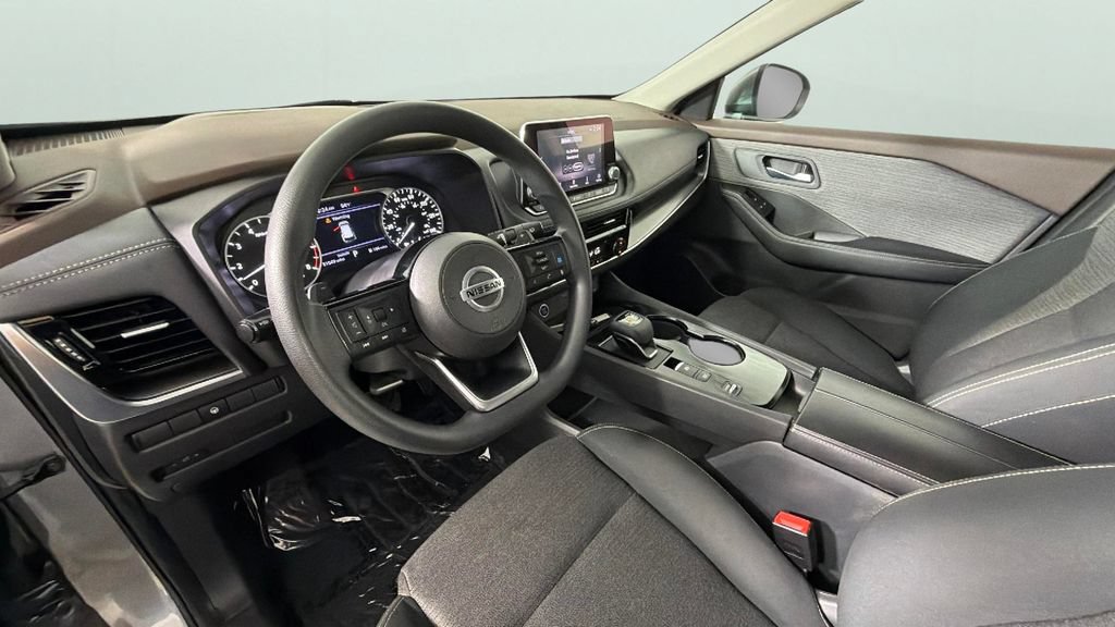 Used 2021 Nissan Rogue SV FWD image 18