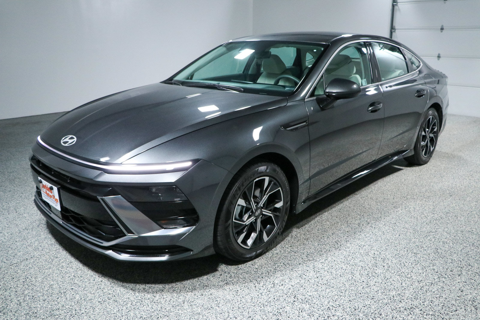 Used 2025 Hyundai Sonata SEL FWD image 30