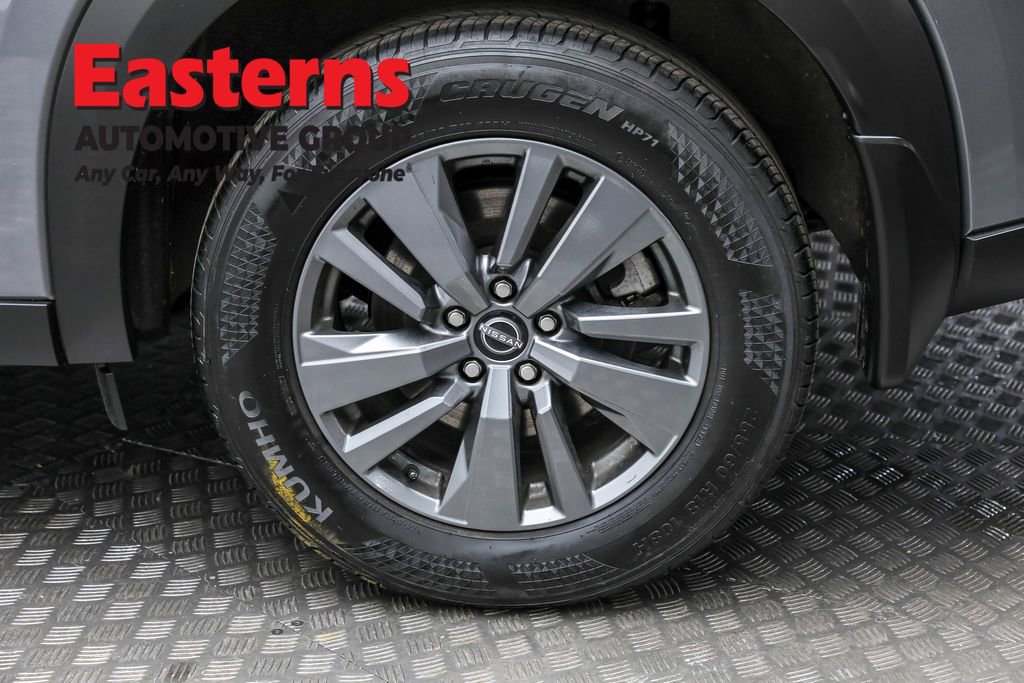 Used 2024 Nissan Pathfinder S image 8