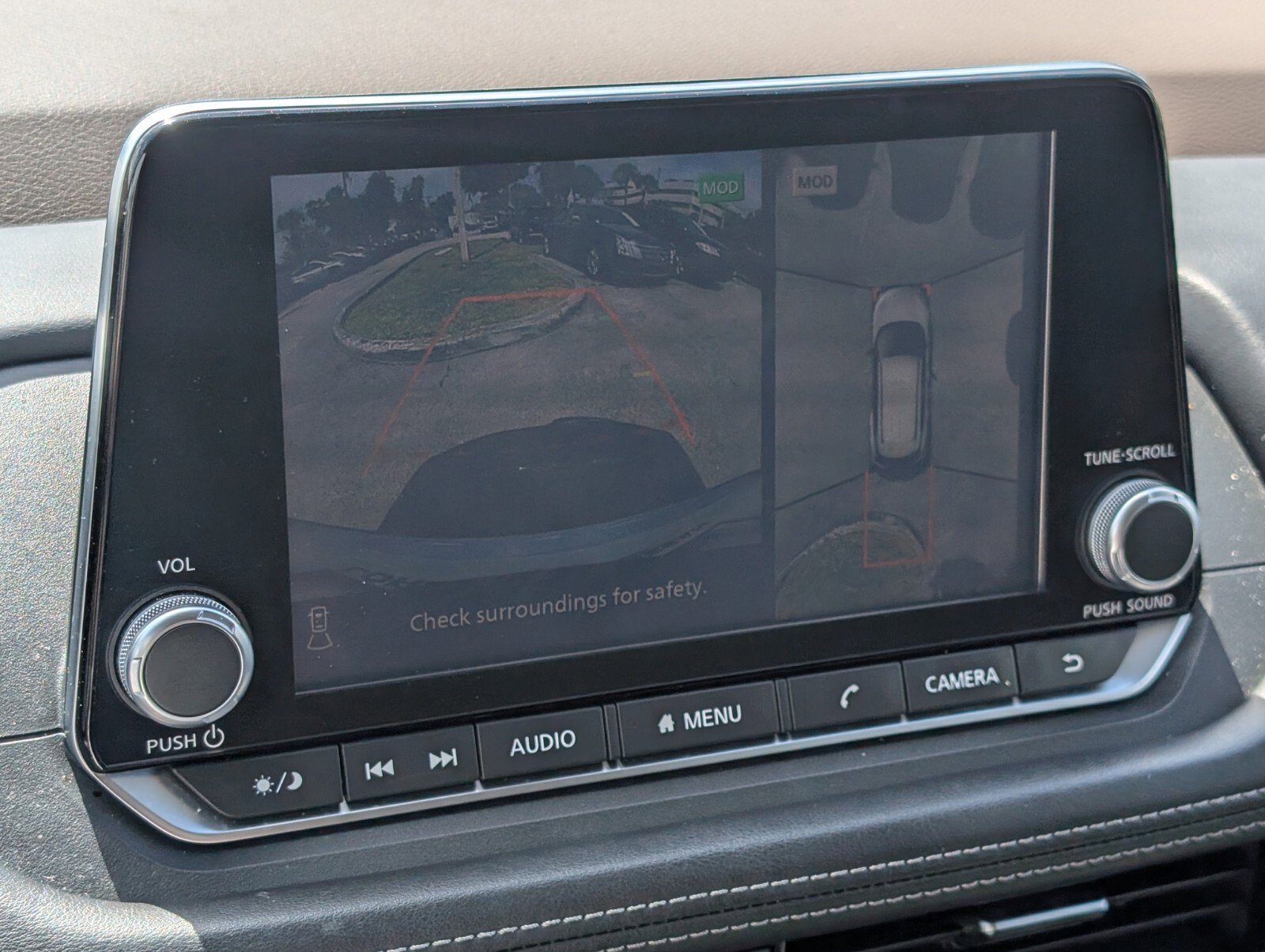 Used 2021 Nissan Rogue SV image 24