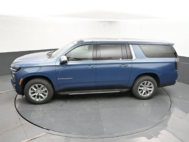 New 2026 Chevrolet Suburban Premier w/ Sun And Tow Package AWD/4WD image 43
