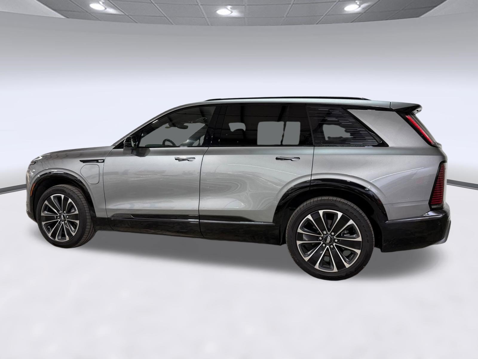 New 2026 Cadillac Vistiq Luxury AWD/4WD image 2