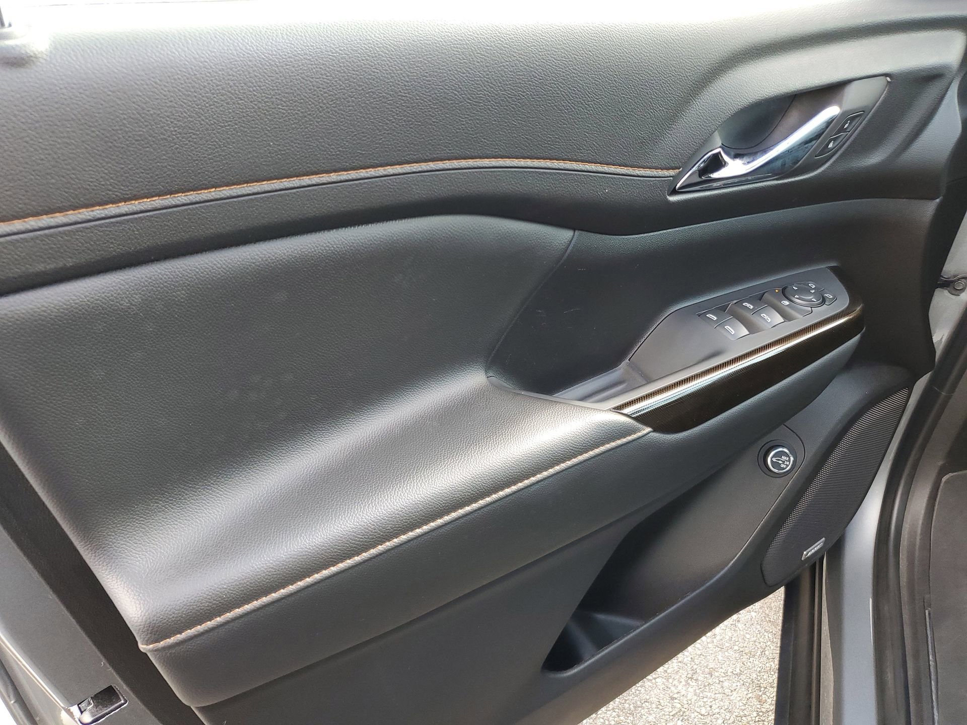 Used 2023 GMC Acadia AT4 w/ LPO, Floor Liner Package image 19