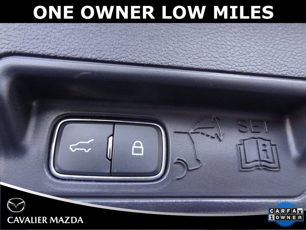 Used 2025 Ford Explorer Active image 12