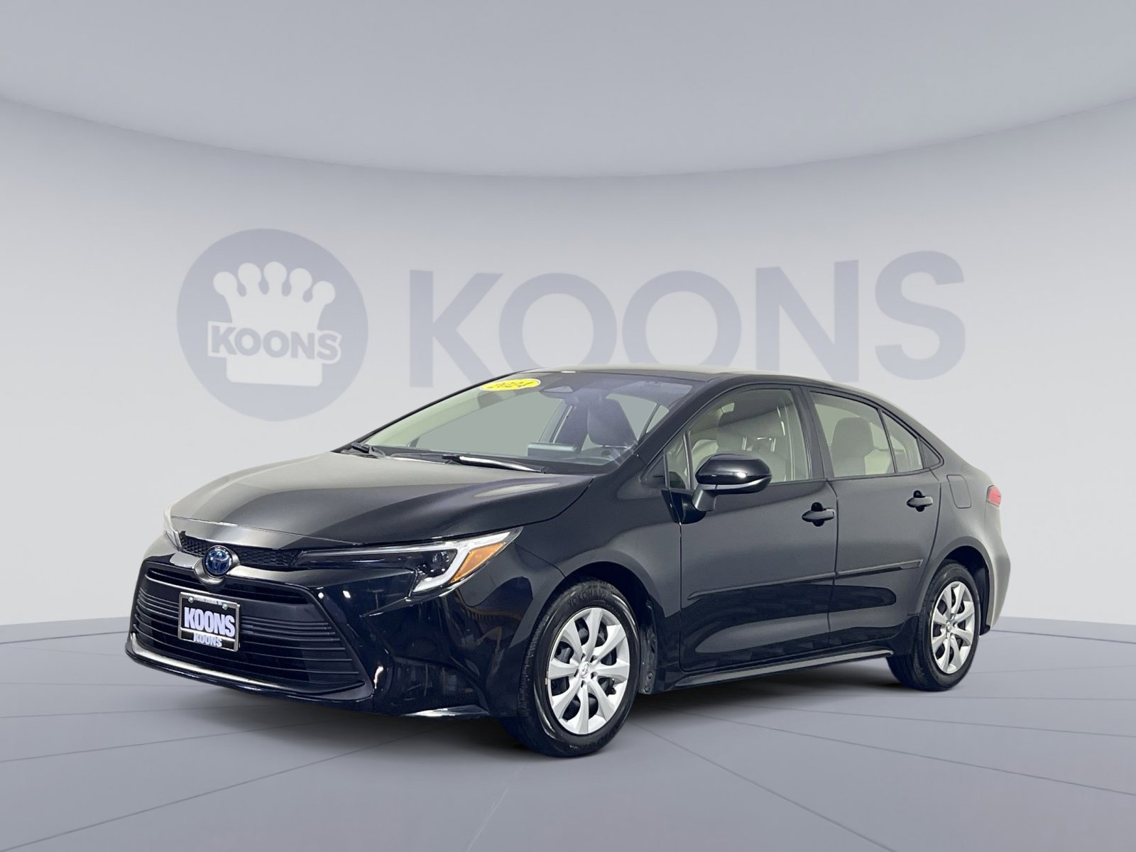 Used 2024 Toyota Corolla LE image 1