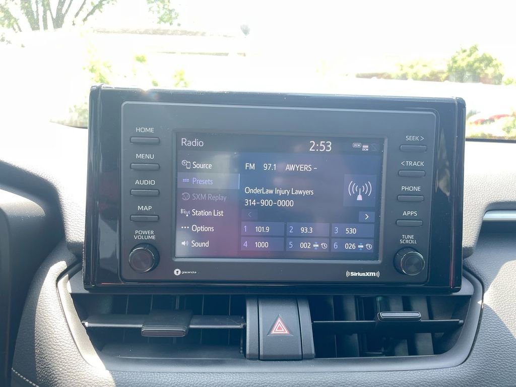 Used 2020 Toyota RAV4 LE FWD image 19